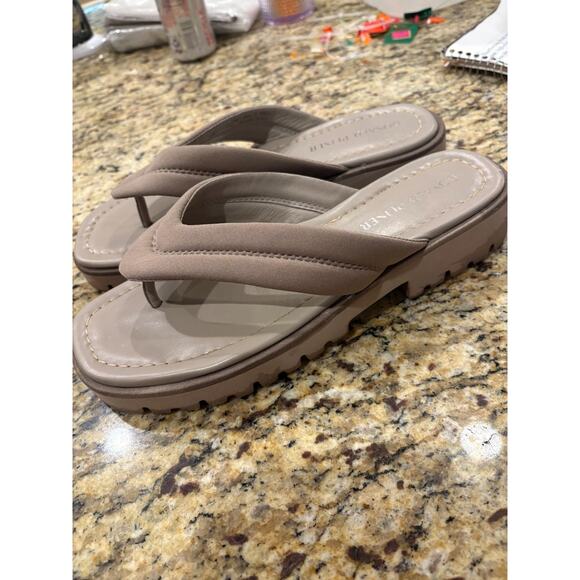Donald Pliner Barbera Women's Sandals Taupe Size 8.5 - Picture 3 of 7